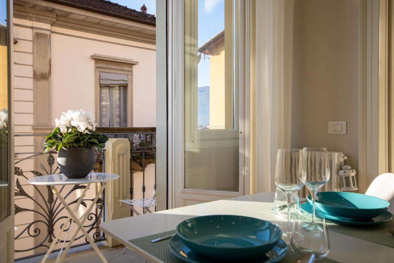 Aqualago Casa Vacanze Apartment D Verbania Exterior photo